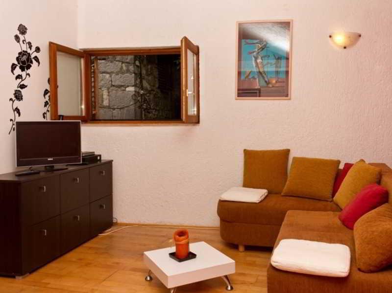 Apartments Sunny Split Buitenkant foto